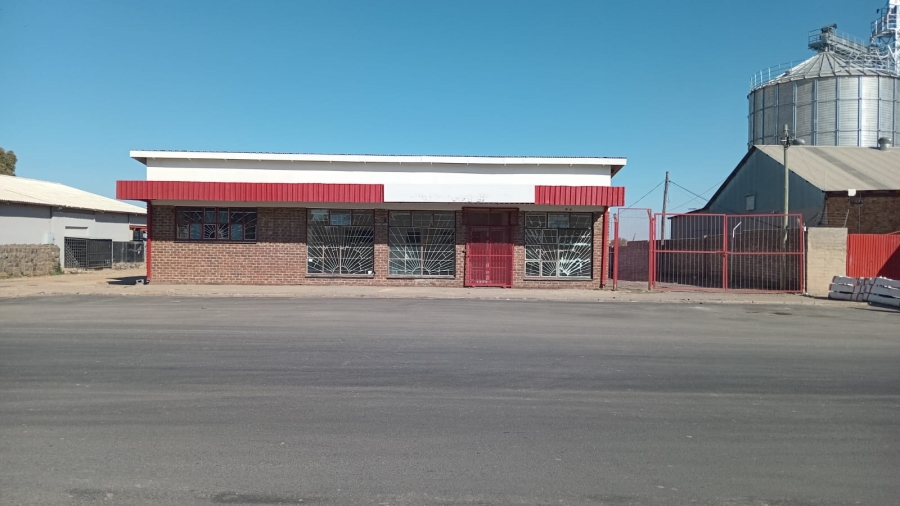  Bedroom Property for Sale in Bloemhof North West